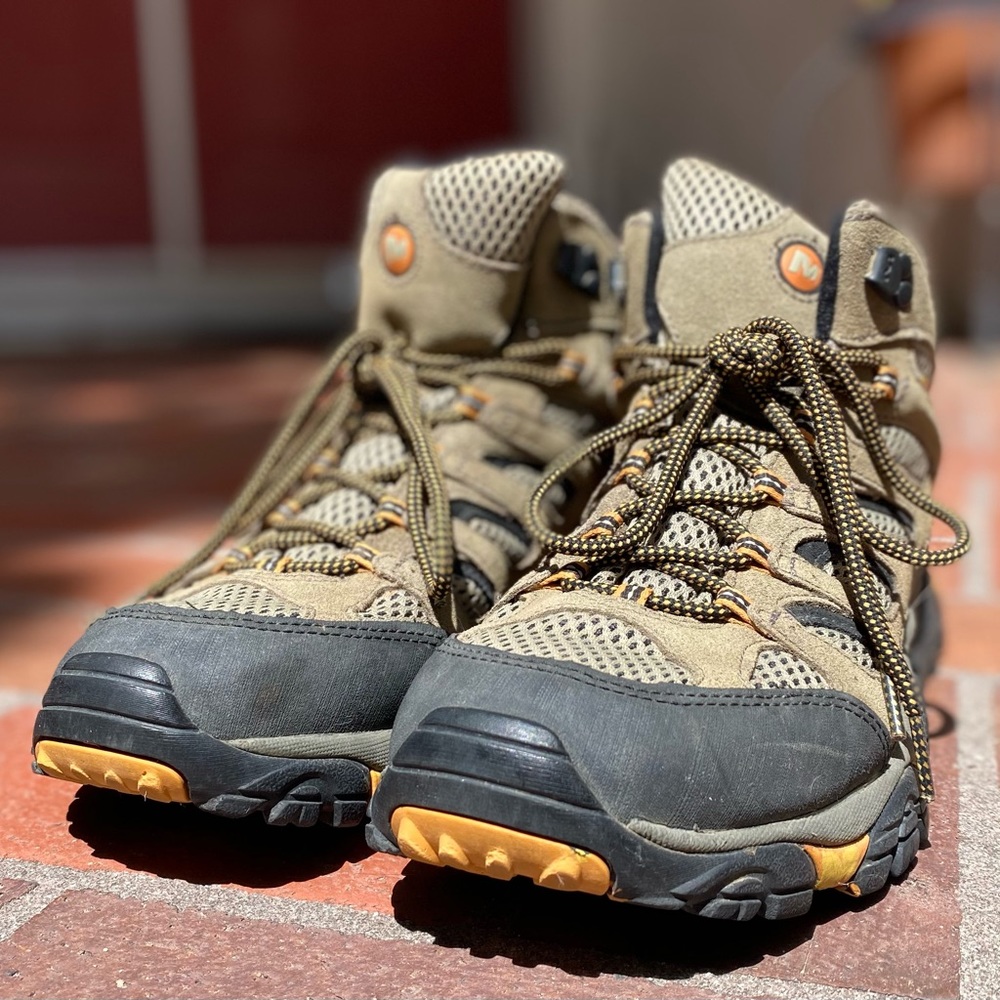 Hiking Boots 🥾